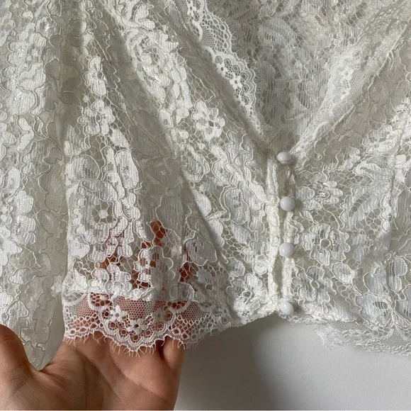 White Lace Long Sleeve Cover - Picture 3 of 5